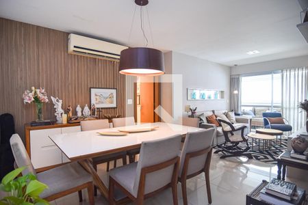 Sala de apartamento à venda com 3 quartos, 117m² em Icaraí, Niterói