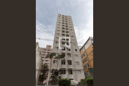 Apartamento para alugar com 45m², 1 quarto e 1 vagaFachada