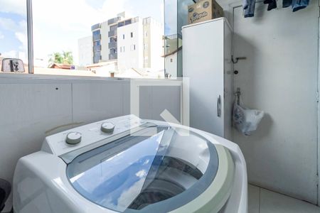 Apartamento à venda com 80m², 3 quartos e 1 vaga Apartamento à venda com 80m², 3 quartos e 1 vagaÁrea de serviço