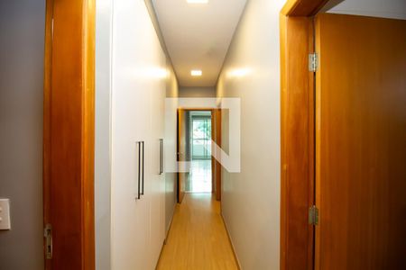 Apartamento à venda com 116m², 3 quartos e 3 vagas Apartamento à venda com 116m², 3 quartos e 3 vagasCorredor