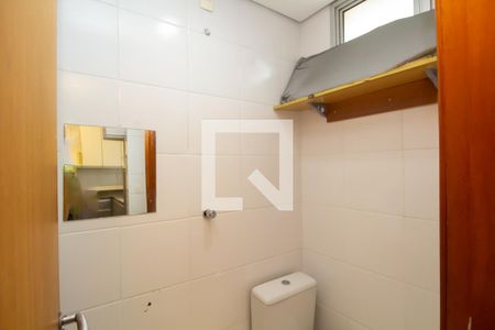 Apartamento à venda com 116m², 3 quartos e 3 vagas Apartamento à venda com 116m², 3 quartos e 3 vagasBanheiro de serviço