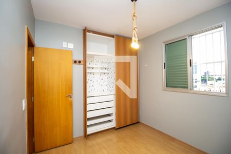 Apartamento à venda com 116m², 3 quartos e 3 vagas Apartamento à venda com 116m², 3 quartos e 3 vagasQuarto