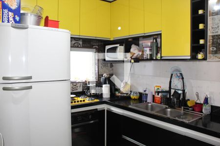 Casa de condomínio para alugar com 80m², 2 quartos e 2 vagasCozinha