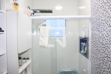 Casa de condomínio para alugar com 80m², 2 quartos e 2 vagasBanheiro