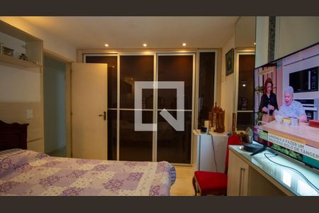 Apartamento à venda com 120m², 3 quartos e 2 vagas Apartamento à venda com 120m², 3 quartos e 2 vagasSuíte