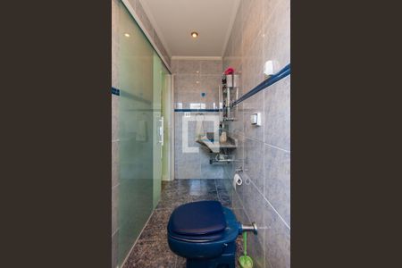 Casa à venda com 260m², 3 quartos e 4 vagasBanheiro 1