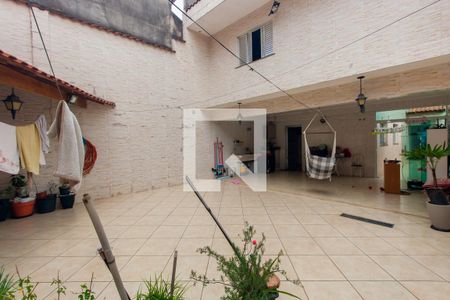 Casa à venda com 260m², 3 quartos e 4 vagasQuintal