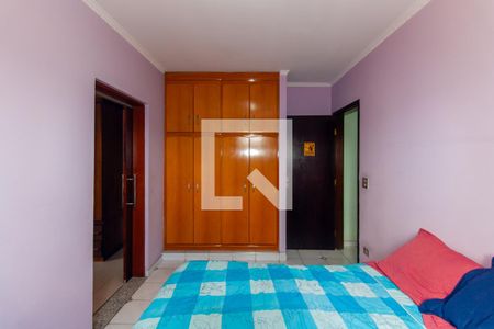 Casa à venda com 260m², 3 quartos e 4 vagasQuarto 2