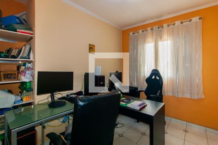 Casa à venda com 260m², 3 quartos e 4 vagasEscritório