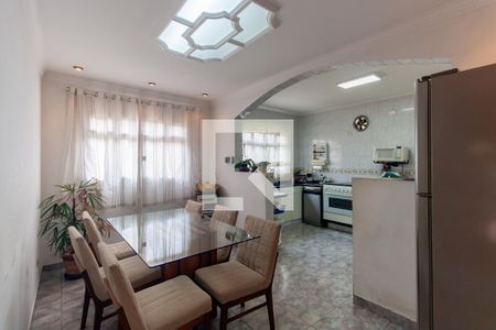 Casa à venda com 260m², 3 quartos e 4 vagasCopa