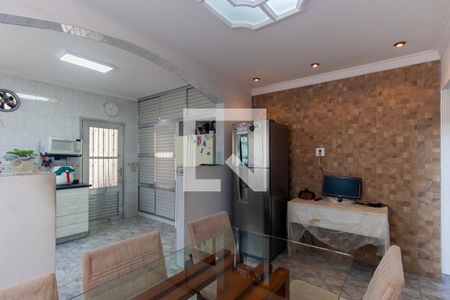 Casa à venda com 260m², 3 quartos e 4 vagasCopa