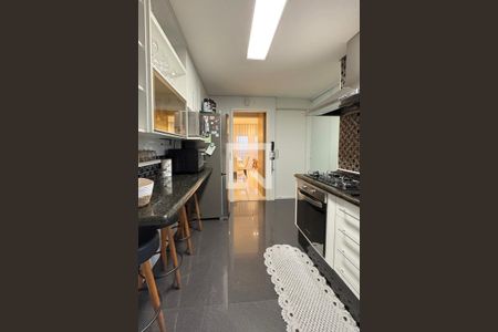 Apartamento à venda com 144m², 3 quartos e 2 vagasCozinha