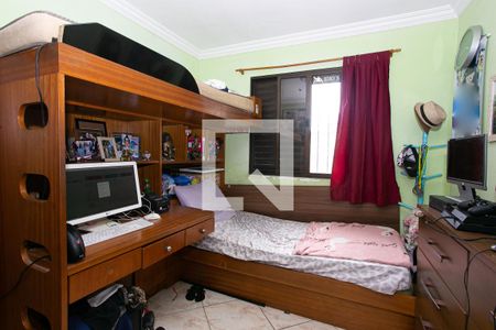 Casa à venda com 230m², 3 quartos e 6 vagasQuarto 2