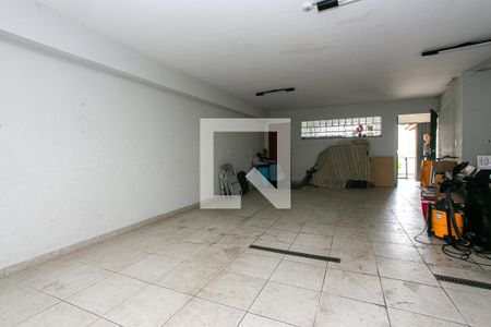Casa à venda com 230m², 3 quartos e 6 vagasGaragem