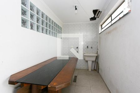 Casa à venda com 230m², 3 quartos e 6 vagasÁrea de Serviço