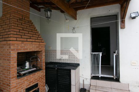 Casa à venda com 230m², 3 quartos e 6 vagasChurrasqueira