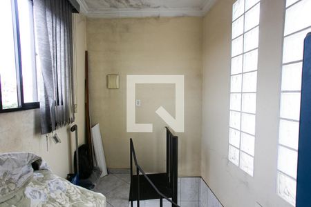 Casa à venda com 230m², 3 quartos e 6 vagasEscritório