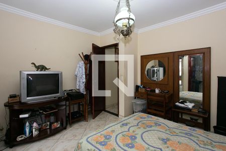 Casa à venda com 230m², 3 quartos e 6 vagasSuíte