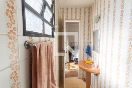 Apartamento à venda com 100m², 3 quartos e 1 vaga Apartamento à venda com 100m², 3 quartos e 1 vagaBanheiro da Suíte