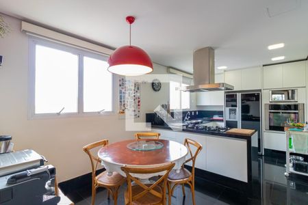 Apartamento à venda com 265m², 3 quartos e 5 vagas