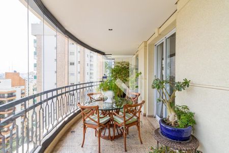 Apartamento à venda com 265m², 3 quartos e 5 vagas