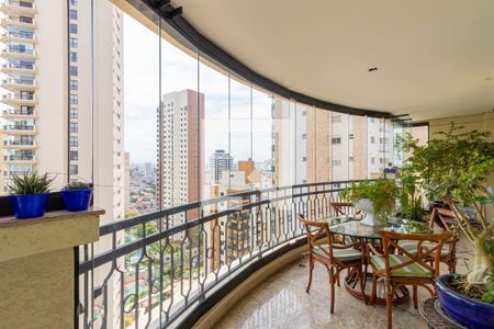 Apartamento à venda com 265m², 3 quartos e 5 vagas