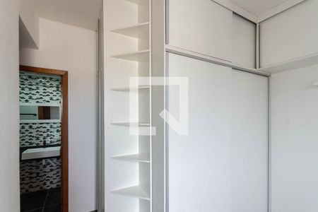 Apartamento à venda com 60m², 2 quartos e 1 vagaSuíte