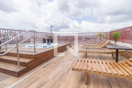 Studio à venda com 28m², 1 quarto e sem vagaÁrea Comum - Piscina