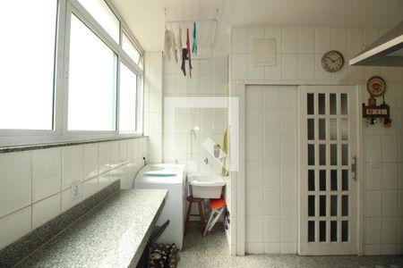 Apartamento à venda com 95m², 3 quartos e 2 vagasÁrea de serviço 