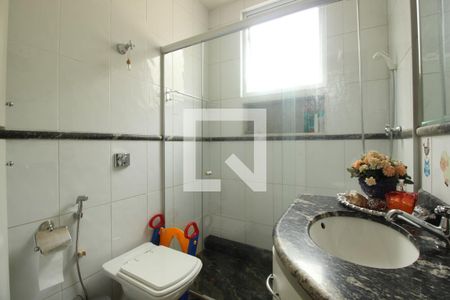 Apartamento à venda com 95m², 3 quartos e 2 vagasBanheiro 