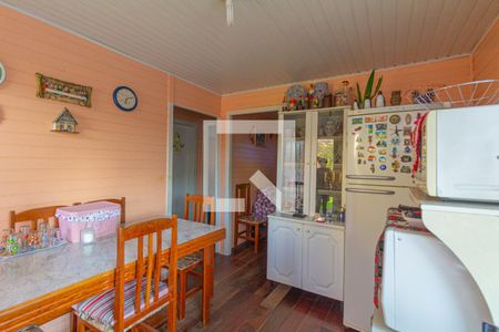 Casa à venda com 100m², 2 quartos e 4 vagasCozinha-casa 2