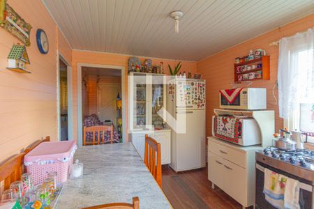 Casa à venda com 100m², 2 quartos e 4 vagasCozinha-casa 2