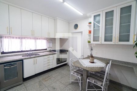 Apartamento à venda com 150m², 3 quartos e 3 vagasCozinha