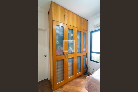 Apartamento à venda com 150m², 3 quartos e 3 vagasSuite 2 - Armário