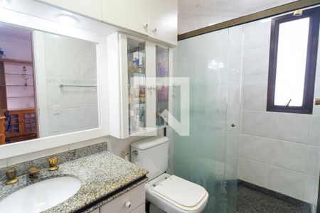 Apartamento à venda com 150m², 3 quartos e 3 vagasBanheiro da Suíte 2