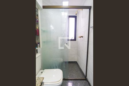 Apartamento à venda com 150m², 3 quartos e 3 vagasBanheiro da Suíte 2 Detalhe