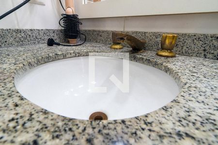 Apartamento à venda com 150m², 3 quartos e 3 vagasBanheiro da Suíte 2 Detalhe