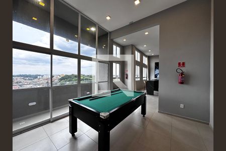 Apartamento para alugar com 45m², 2 quartos e sem vaga Apartamento para alugar com 45m², 2 quartos e sem vagaSalão Sky Bar
