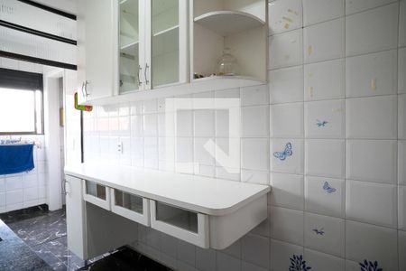 Apartamento à venda com 77m², 3 quartos e 2 vagasCozinha