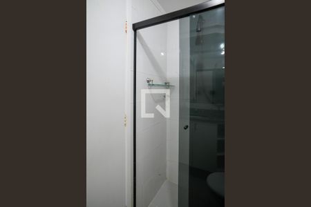 Apartamento à venda com 77m², 3 quartos e 2 vagasBanheiro da Suite