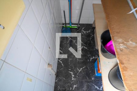 Apartamento à venda com 77m², 3 quartos e 2 vagasBanheiro de Serviço