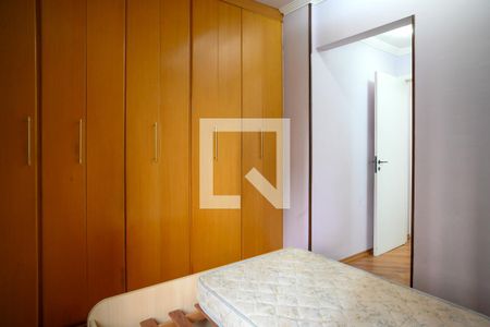 Apartamento à venda com 77m², 3 quartos e 2 vagasQuarto 3