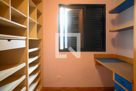 Apartamento à venda com 77m², 3 quartos e 2 vagasQuarto 2