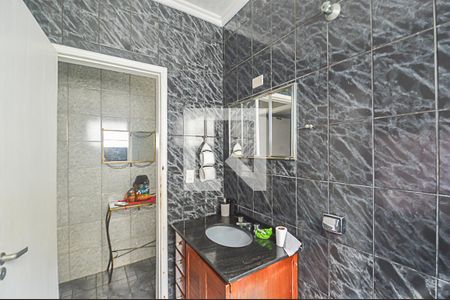 Casa à venda com 125m², 2 quartos e 2 vagas Casa à venda com 125m², 2 quartos e 2 vagasBanheiro