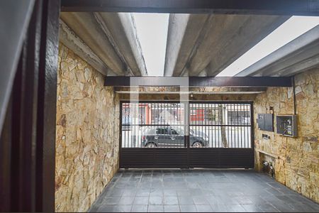 Casa à venda com 125m², 2 quartos e 2 vagas Casa à venda com 125m², 2 quartos e 2 vagasVista do Quarto