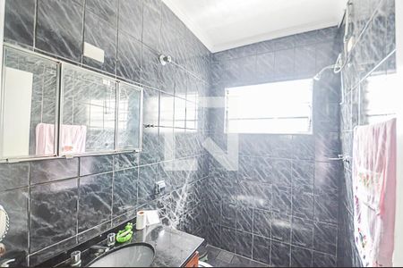 Casa à venda com 125m², 2 quartos e 2 vagas Casa à venda com 125m², 2 quartos e 2 vagasBanheiro