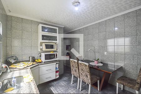 Casa à venda com 125m², 2 quartos e 2 vagas Casa à venda com 125m², 2 quartos e 2 vagasCozinha