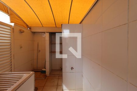 Área de Serviço de casa de condomínio para alugar com 3 quartos, 139m² em Residencial Jequitibá, Ribeirão Preto