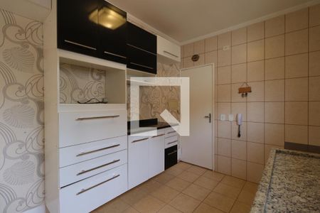 Cozinha de casa de condomínio para alugar com 3 quartos, 139m² em Residencial Jequitibá, Ribeirão Preto