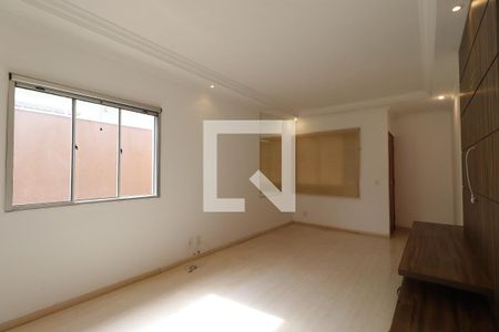 Sala de casa de condomínio para alugar com 3 quartos, 139m² em Residencial Jequitibá, Ribeirão Preto